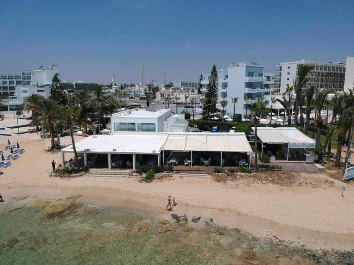 Karousos Beach Rooms Ayia Napa Exteriér fotografie