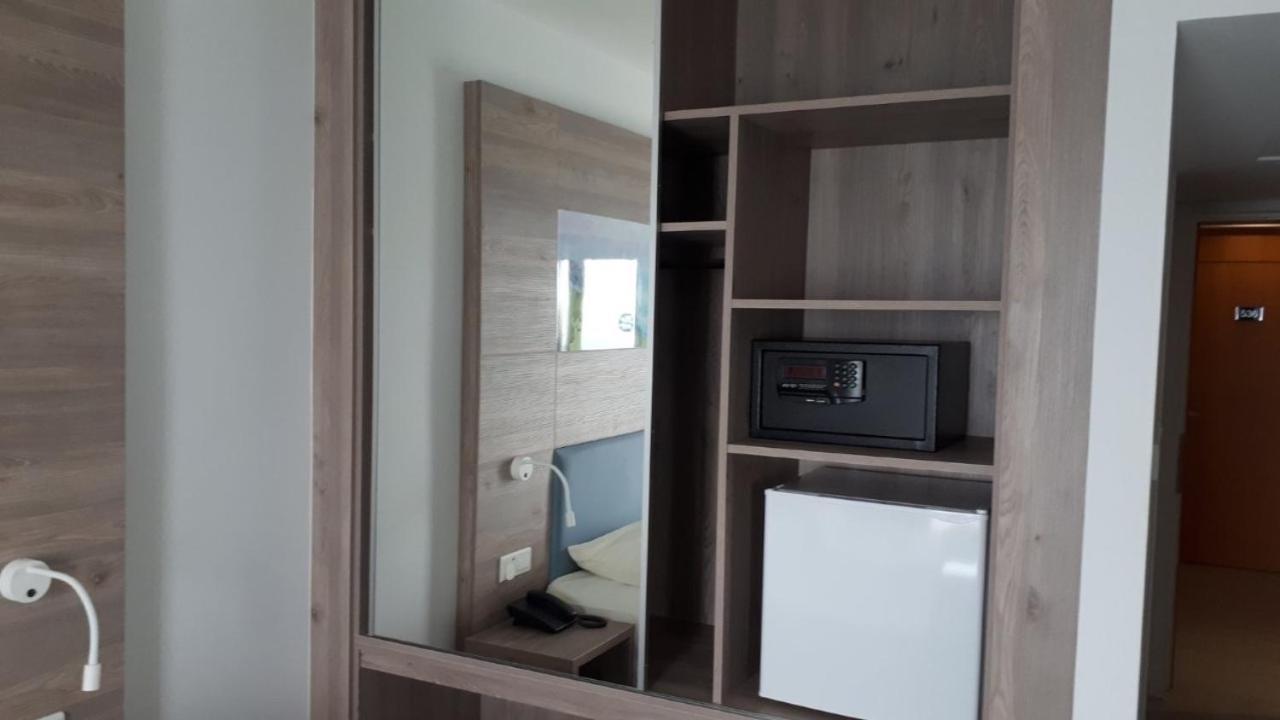 Karousos Beach Rooms Ayia Napa Exteriér fotografie